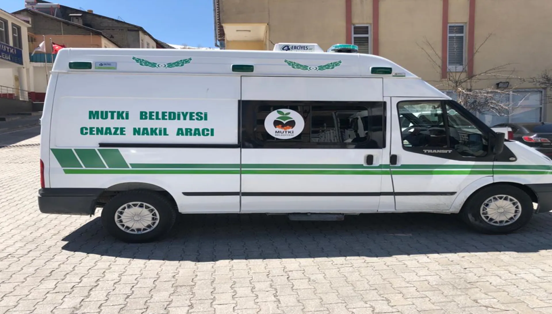 İlçemize Cenaze Nakil Aracı Kazandırıldı