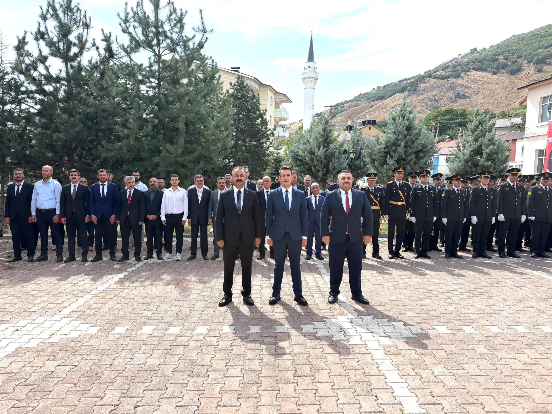 30 AĞUSTOS ZAFER BAYRAMININ 104. YIL DÖNÜMÜ İLÇEMİZDE TÖRENLERLE KUTLANDI