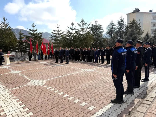 69ef42404282c1.82783597