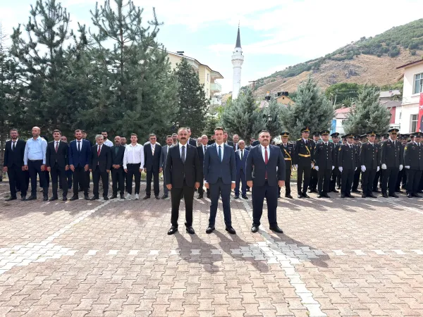 30 AĞUSTOS ZAFER BAYRAMININ 104. YIL DÖNÜMÜ İLÇEMİZDE TÖRENLERLE KUTLANDI